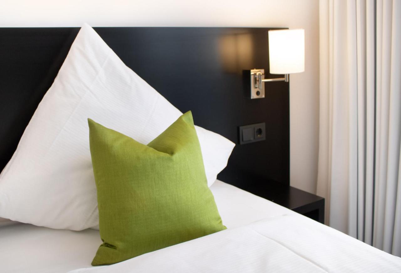 Rhe Hotel By Wmm Hotels Rheinau Eksteriør billede